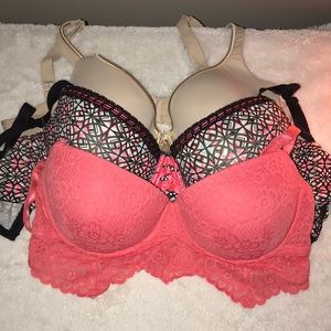3/$20 Lot of Three miscellaneous Bras.